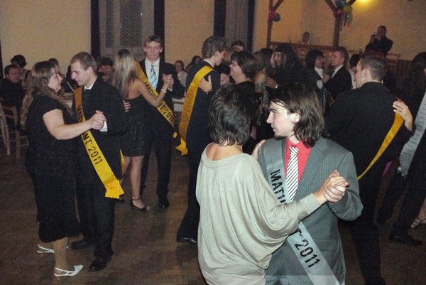 Maturitní ples 2010-2011 (22)