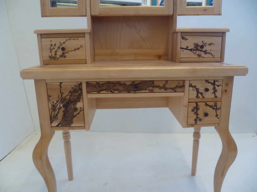 Toaletní stolek (24)