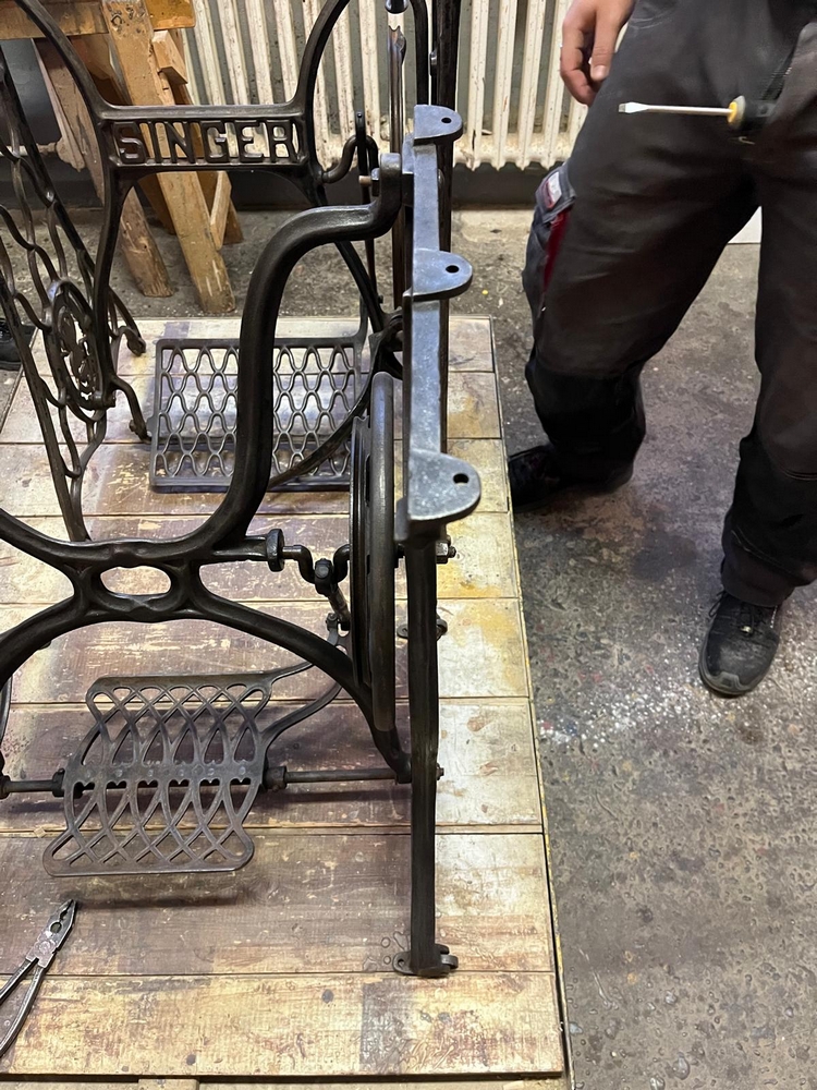 Šicí stroje průběh opravy (7)